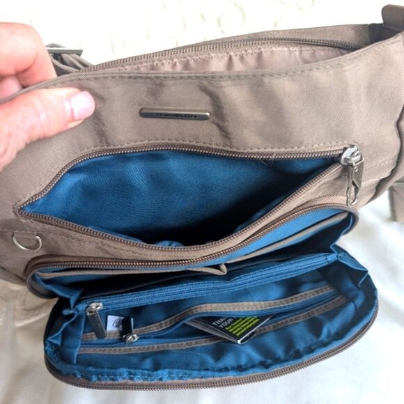 Travelon North/ South Crossbody Travel Bag -Taupe NWT - Picture 9 of 16